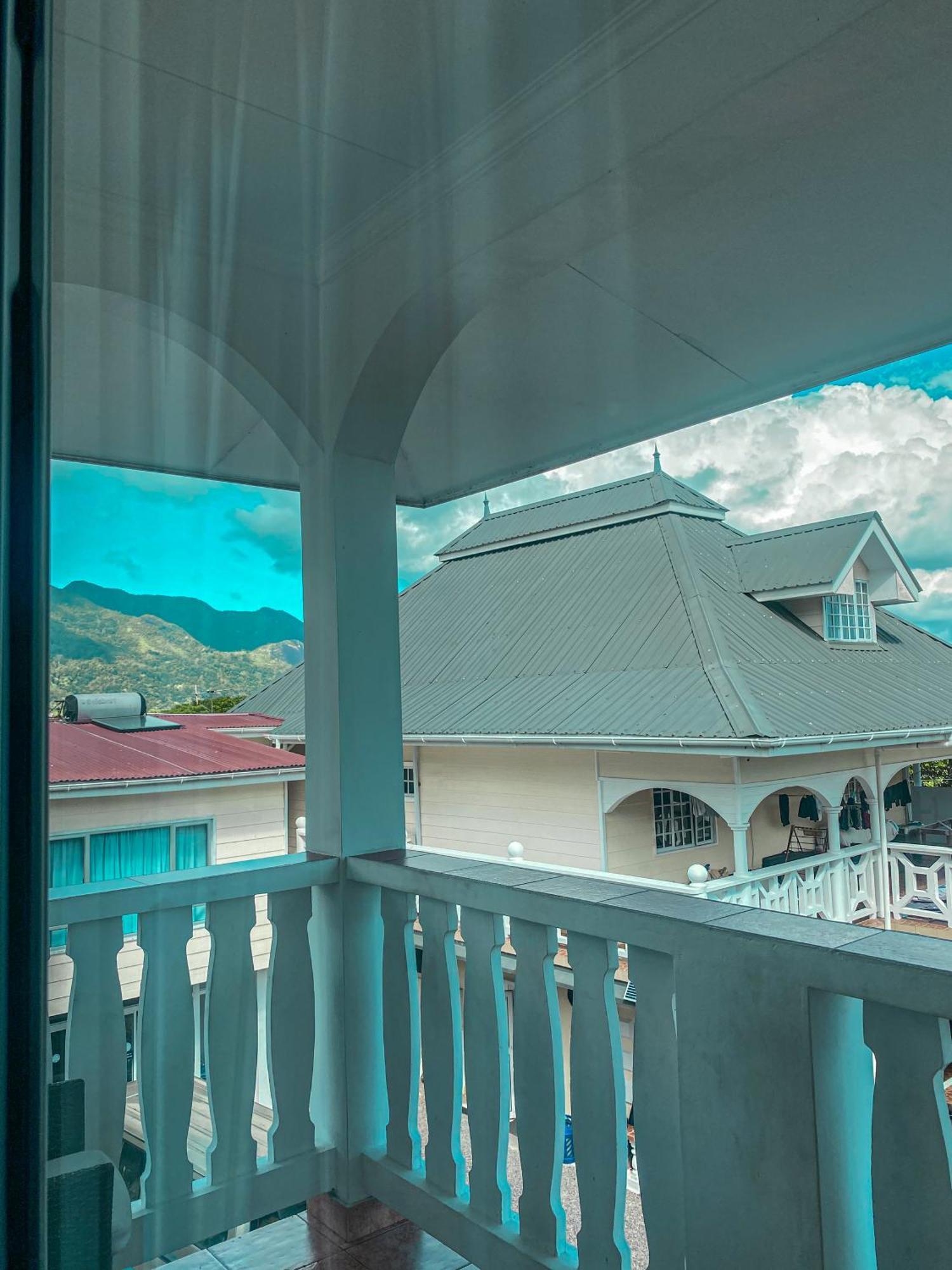 潜水员山林小屋住宿加早餐旅馆 博瓦隆 外观 照片